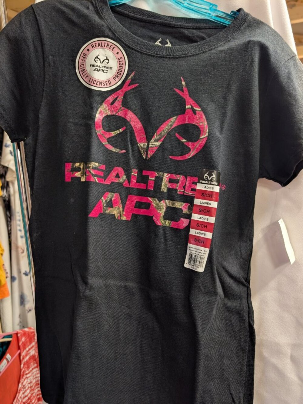 Realtree APC Women's T-Shirt Black Camo Logo - 25% Off When You Bundle 5+